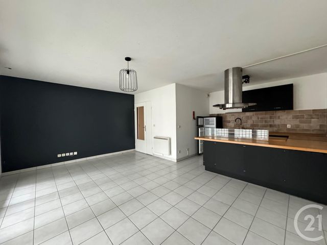 Appartement F2 à vendre - 2 pièces - 47.6 m2 - BORDEAUX - 33 - AQUITAINE - Century 21 Pey Berland