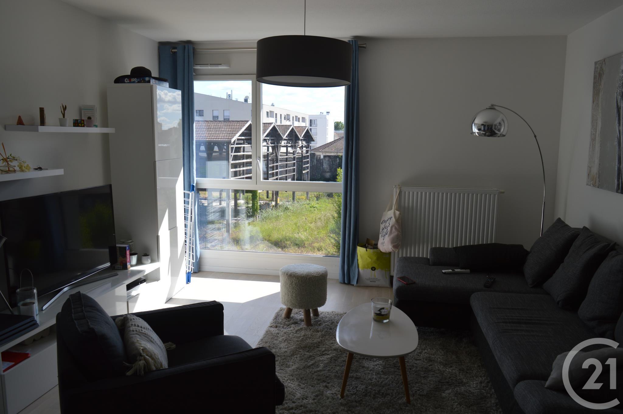 Appartement F3 à louer - 3 pièces - 63 m2 - BORDEAUX - 33 - AQUITAINE