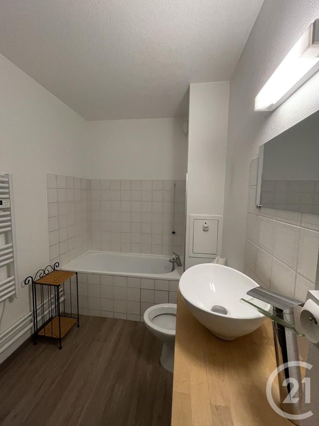 Afficher la photo en grand Appartement F1 à vendre - 1 pièce - 25.05 m2 - BORDEAUX - 33 - AQUITAINE - Century 21 Pey Berland