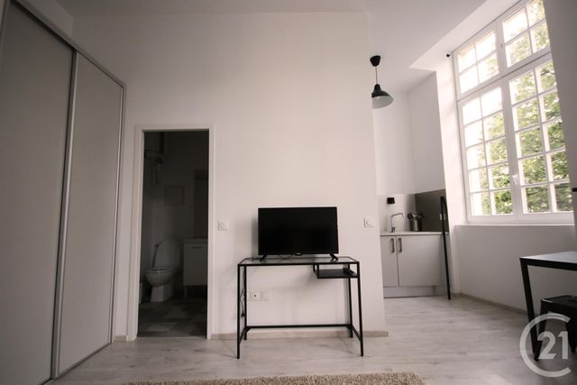 Appartement T1 à louer - 1 pièce - 23.1 m2 - BORDEAUX - 33 - AQUITAINE - Century 21 Pey Berland Appartement T1 à louer - 1 pièce - 23.1 m2 - BORDEAUX - 33 - AQUITAINE - Century 21 Pey Berland
