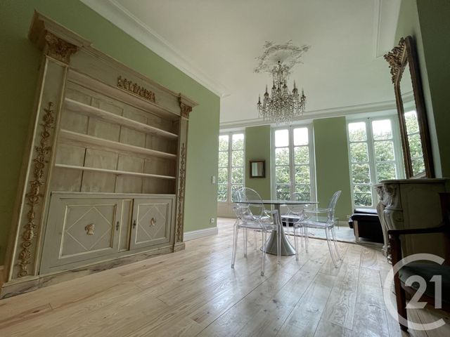 Afficher la photo en grand appartement à louer - 2 pièces - 53.0 m2 - BORDEAUX - 33 - AQUITAINE - Century 21 Pey Berland