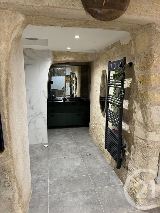 Appartement Loft à vendre - 2 pièces - 32.54 m2 - BORDEAUX - 33 - AQUITAINE - Century 21 Pey Berland