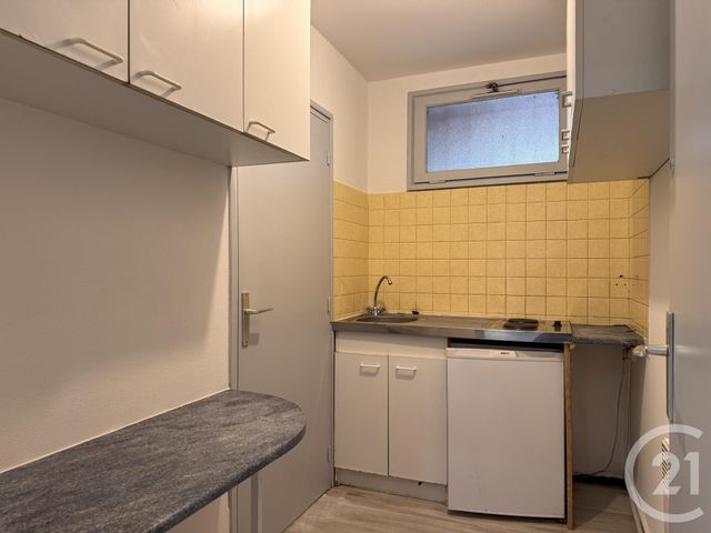 Appartement T2 à vendre - 2 pièces - 44.67 m2 - BORDEAUX - 33 - AQUITAINE - Century 21 Pey Berland