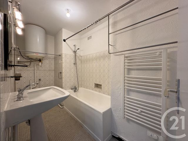 Appartement T2 à vendre - 2 pièces - 44.67 m2 - BORDEAUX - 33 - AQUITAINE - Century 21 Pey Berland