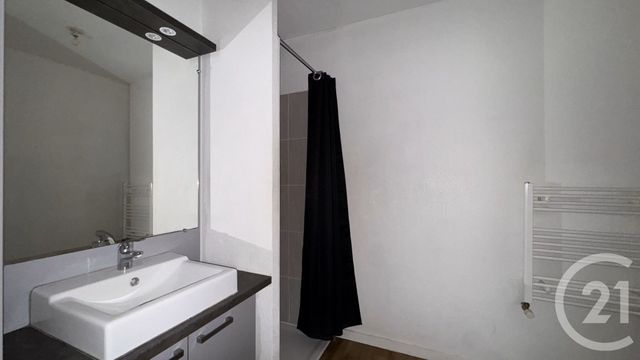 Appartement T2 à vendre - 2 pièces - 38.97 m2 - LORMONT - 33 - AQUITAINE - Century 21 Pey Berland