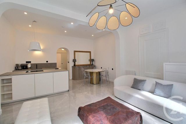 Appartement T2 à vendre - 2 pièces - 52.95 m2 - BORDEAUX - 33 - AQUITAINE - Century 21 Pey Berland