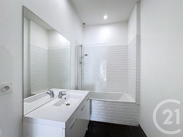 Appartement T3 à vendre - 3 pièces - 81.62 m2 - BORDEAUX - 33 - AQUITAINE - Century 21 Pey Berland