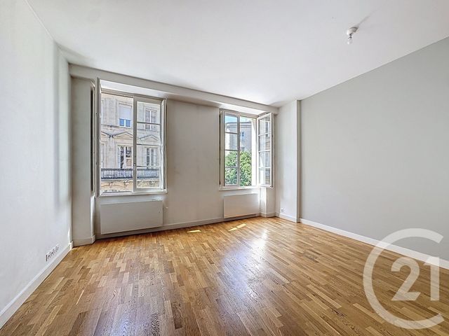Appartement T4 à vendre - 4 pièces - 90.0 m2 - BORDEAUX - 33 - AQUITAINE - Century 21 Pey Berland