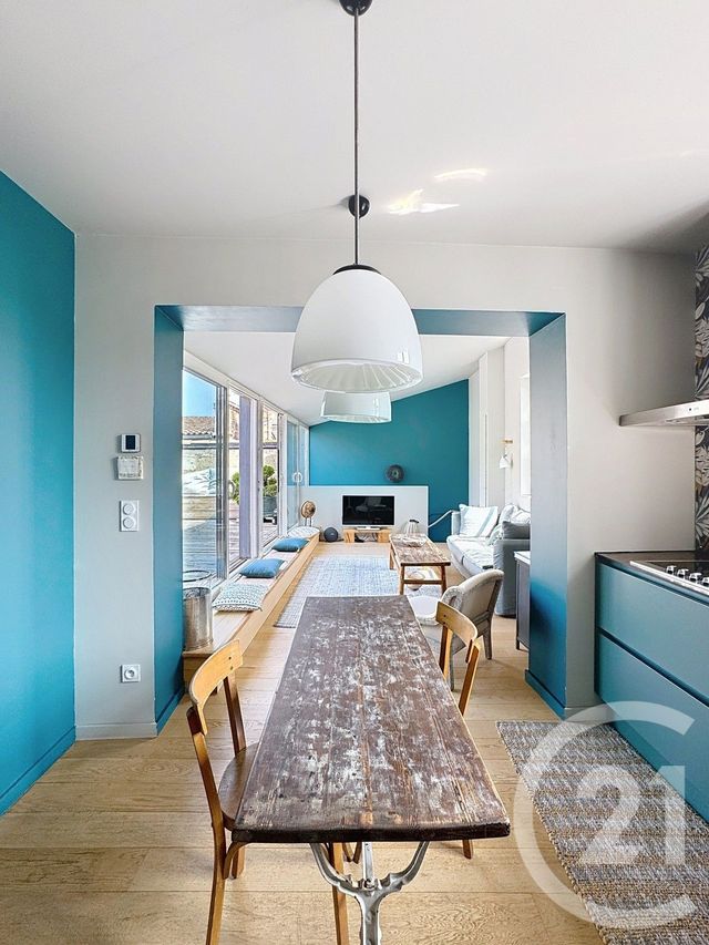 Appartement T3 à vendre - 3 pièces - 76.0 m2 - BORDEAUX - 33 - AQUITAINE - Century 21 Pey Berland