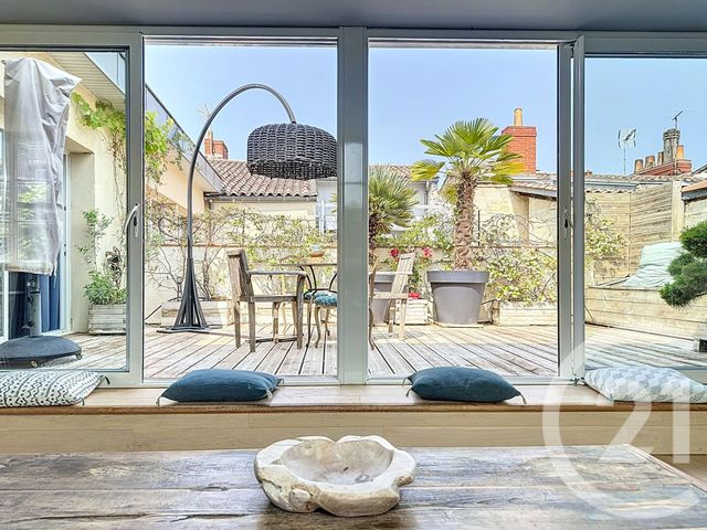 Appartement T3 à vendre - 3 pièces - 76.0 m2 - BORDEAUX - 33 - AQUITAINE - Century 21 Pey Berland