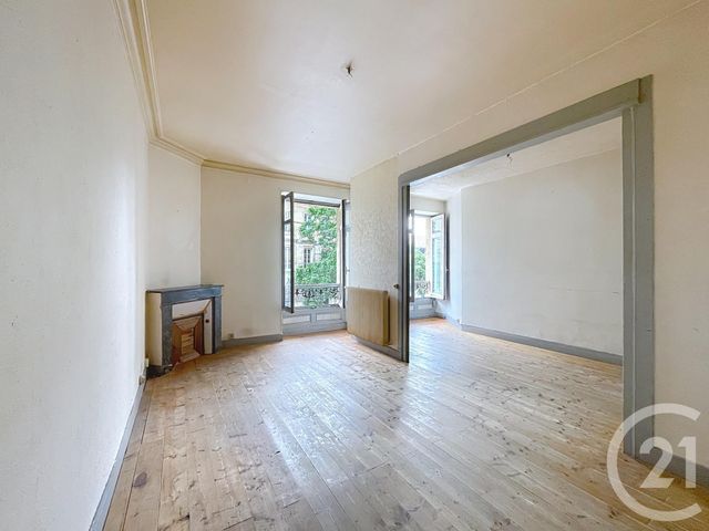 Appartement T3 à vendre - 3 pièces - 61.47 m2 - BORDEAUX - 33 - AQUITAINE - Century 21 Pey Berland