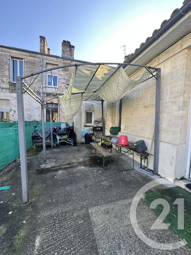 Afficher la photo en grand Appartement T2 à vendre - 2 pièces - 43.09 m2 - BORDEAUX - 33 - AQUITAINE - Century 21 Pey Berland