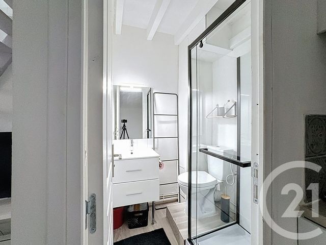 Appartement Duplex à vendre - 2 pièces - 24.0 m2 - BORDEAUX - 33 - AQUITAINE - Century 21 Pey Berland