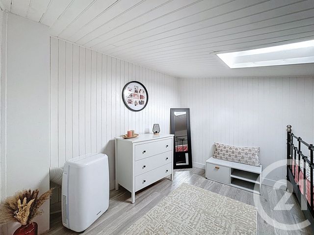 Appartement Duplex à vendre - 2 pièces - 24.0 m2 - BORDEAUX - 33 - AQUITAINE - Century 21 Pey Berland