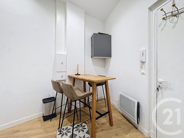 Afficher la photo en grand Appartement T2 à louer - 2 pièces - 50.99 m2 - BORDEAUX - 33 - AQUITAINE - Century 21 Pey Berland