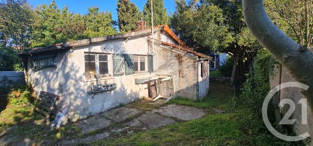 maison à vendre - 4 pièces - 60.8 m2 - MONTFERMEIL - 93 - ILE-DE-FRANCE - Century 21 Pey Berland