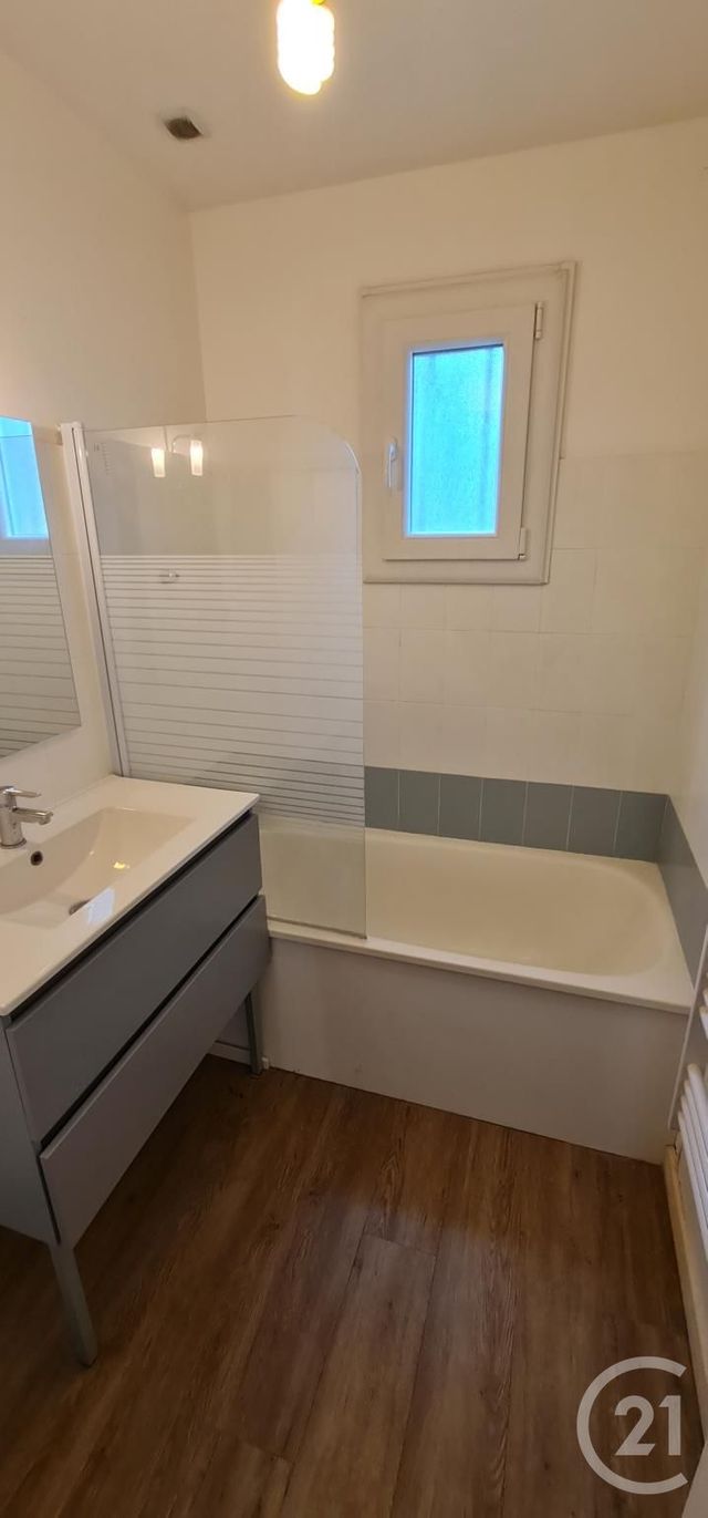 maison à vendre - 4 pièces - 60.8 m2 - MONTFERMEIL - 93 - ILE-DE-FRANCE - Century 21 Pey Berland