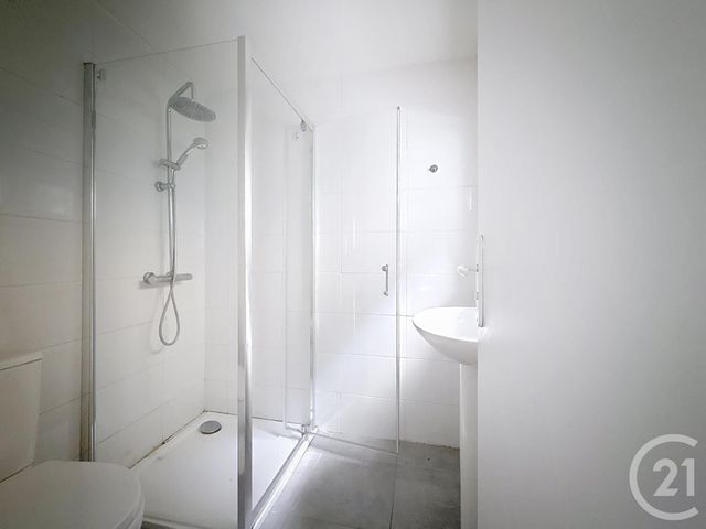 Appartement F1 bis à vendre - 2 pièces - 33.11 m2 - BORDEAUX - 33 - AQUITAINE - Century 21 Pey Berland