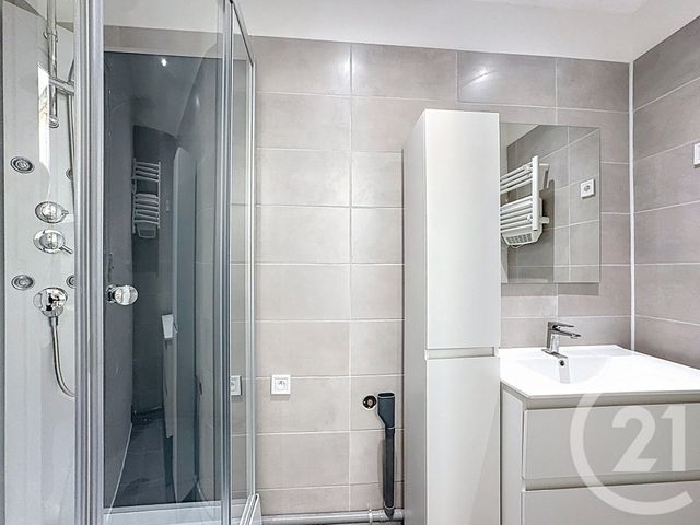 Appartement Studio à vendre - 1 pièce - 26.94 m2 - BORDEAUX - 33 - AQUITAINE - Century 21 Pey Berland