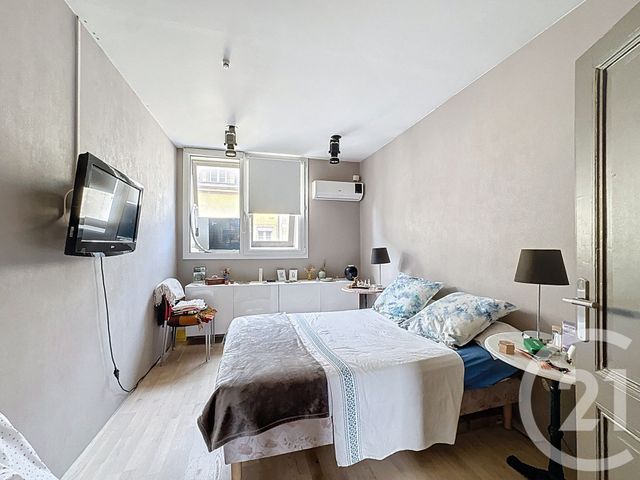 Appartement T5 à vendre - 5 pièces - 125.39 m2 - BORDEAUX - 33 - AQUITAINE - Century 21 Pey Berland