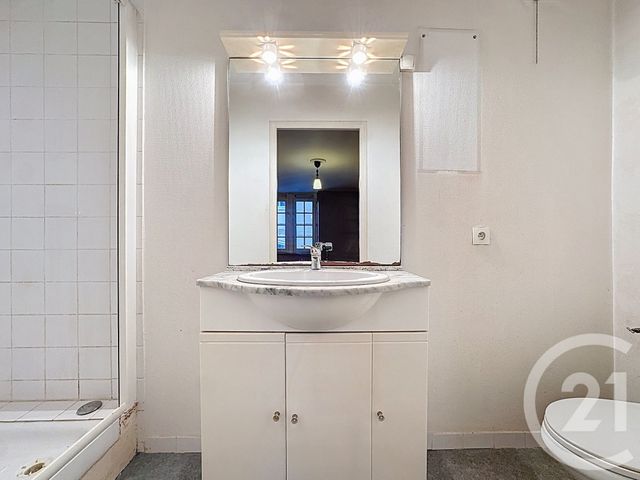 Appartement T2 à vendre - 2 pièces - 43.0 m2 - BORDEAUX - 33 - AQUITAINE - Century 21 Pey Berland